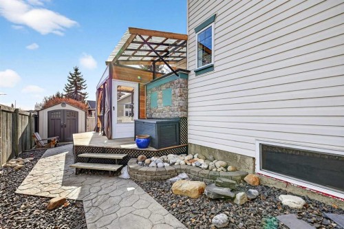 61 Somerset Crescent Sw, Calgary, AB - Outdoor With Deck Patio Veranda