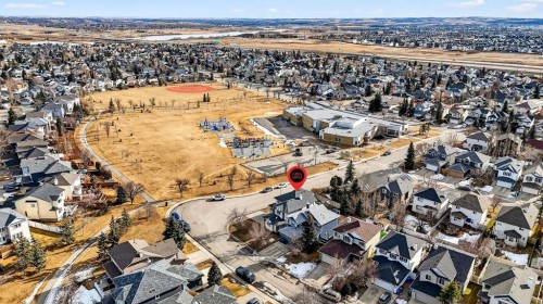 61 Somerset Crescent Sw, Calgary, AB - Outdoor With View