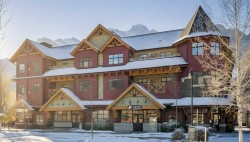 204-1040 Railway Avenue  Canmore, AB T1W 1P4