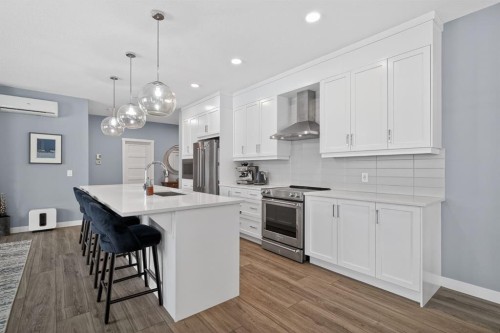 105-55 Wolf Hollow Crescent Se, Calgary, AB - Indoor Photo Showing Kitchen With Upgraded Kitchen