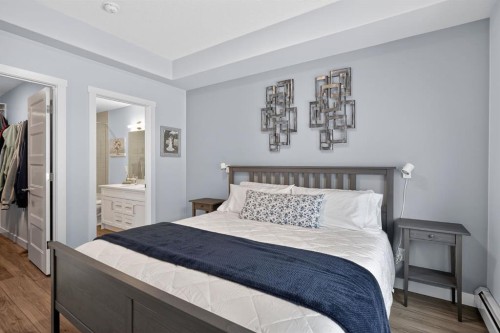 105-55 Wolf Hollow Crescent Se, Calgary, AB - Indoor Photo Showing Bedroom