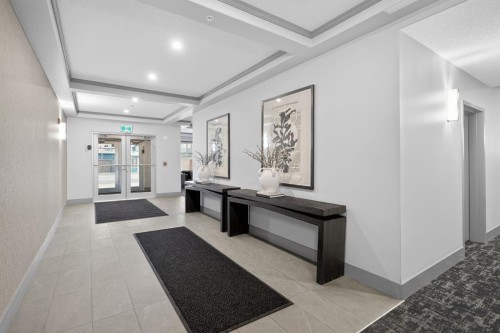 105-55 Wolf Hollow Crescent Se, Calgary, AB - Indoor Photo Showing Other Room