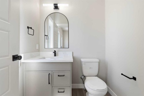 124 Coote Street, Cayley, AB - Indoor Photo Showing Bathroom