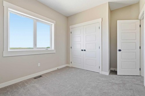 124 Coote Street, Cayley, AB - Indoor Photo Showing Other Room