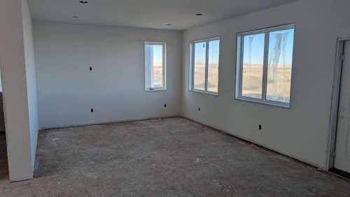 124 Coote Street, Cayley, AB - Indoor Photo Showing Other Room