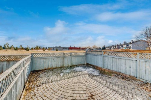 29-131 Templehill Drive Ne, Calgary, AB - Outdoor