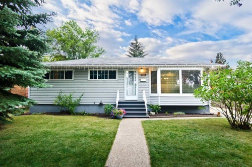 5415 Centre A Street Ne, Calgary, AB - Outdoor