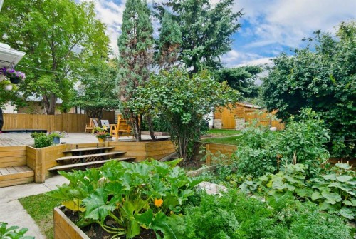 5415 Centre A Street Ne, Calgary, AB - Outdoor