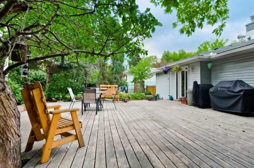 5415 Centre A Street Ne, Calgary, AB - Outdoor With Deck Patio Veranda With Exterior