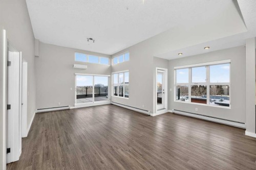 1414-95 Burma Star Road Sw, Calgary, AB - Indoor Photo Showing Living Room