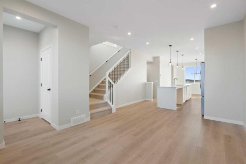 1465 Rangeview Drive Se, Calgary, AB - Indoor Photo Showing Other Room