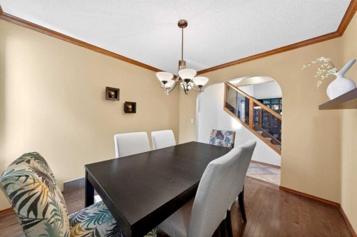 228 Riverside Close Se, Calgary, AB - Indoor Photo Showing Dining Room