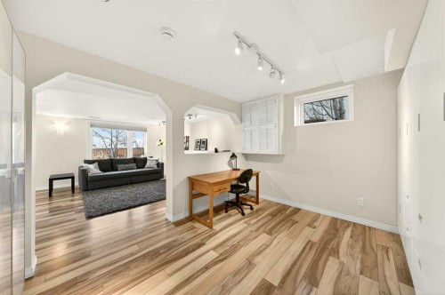 228 Riverside Close Se, Calgary, AB - Indoor
