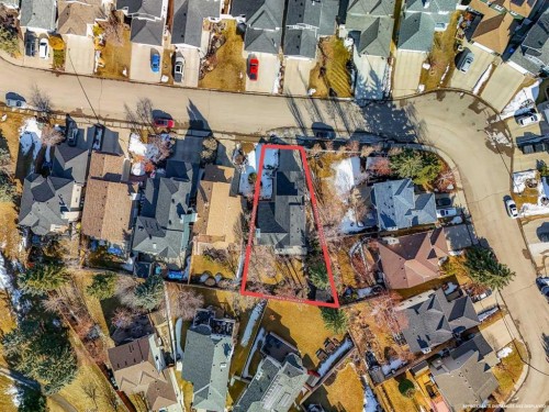 228 Riverside Close Se, Calgary, AB - Indoor With Storage