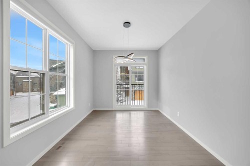 455 Ascot Circle Sw, Calgary, AB - Indoor Photo Showing Other Room