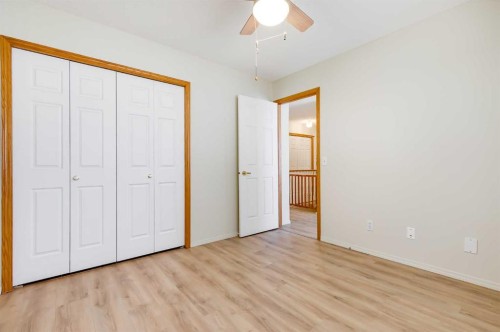 36 Del Monica Villas Ne, Calgary, AB - Indoor Photo Showing Other Room