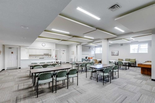 36 Del Monica Villas Ne, Calgary, AB - Indoor