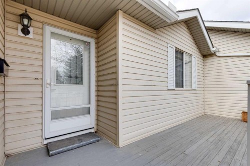 36 Del Monica Villas Ne, Calgary, AB - Outdoor With Exterior