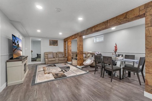 55 Castleglen Way Ne, Calgary, AB - Indoor Photo Showing Other Room