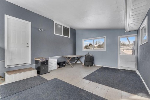 55 Castleglen Way Ne, Calgary, AB - Indoor Photo Showing Other Room