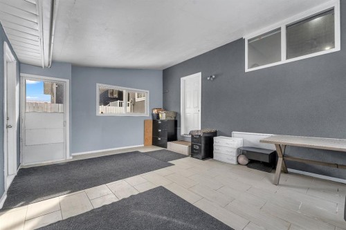 55 Castleglen Way Ne, Calgary, AB - Indoor Photo Showing Other Room