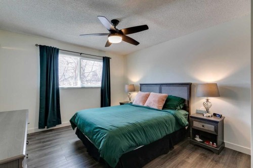 14692 Deer Ridge Drive Se, Calgary, AB - Indoor Photo Showing Bedroom