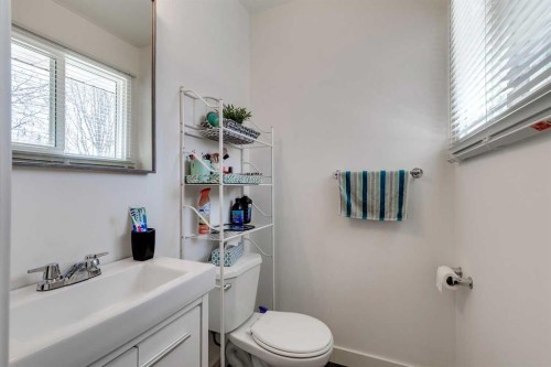 14692 Deer Ridge Drive Se, Calgary, AB - Indoor Photo Showing Bathroom