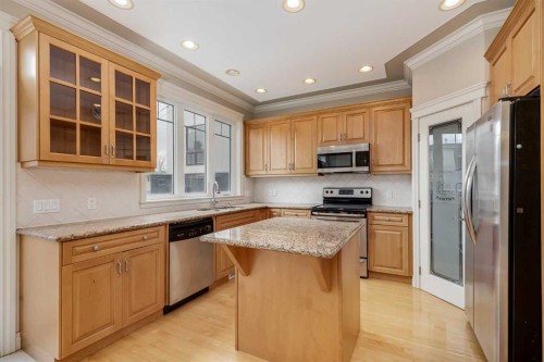 1611 33 Avenue Sw, Calgary, AB 