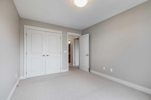 1611 33 Avenue Sw, Calgary, AB 