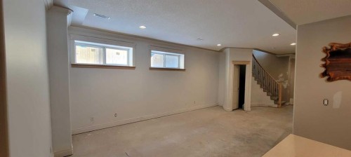 1611 33 Avenue Sw, Calgary, AB 