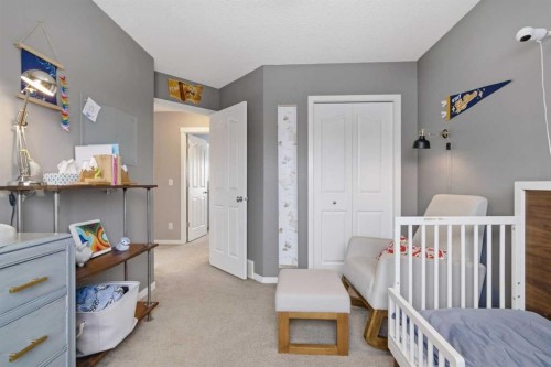 35 Sage Hill Way Nw, Calgary, AB - Indoor Photo Showing Bedroom
