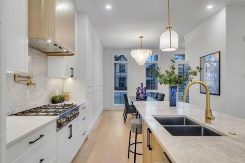 1727 19 Avenue Nw, Calgary, AB - Indoor Photo Showing Kitchen With Double Sink With Upgraded Kitchen
