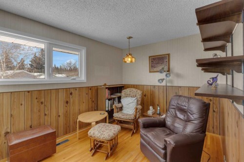 9628 Palisan Place Sw, Calgary, AB - Indoor