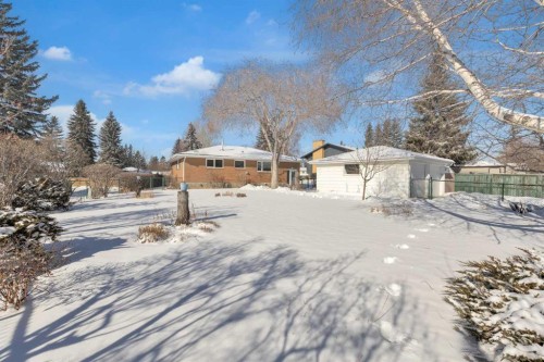 9628 Palisan Place Sw, Calgary, AB - Outdoor