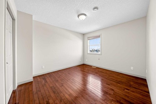 14 Springborough Crescent Sw, Calgary, AB - Indoor Photo Showing Other Room