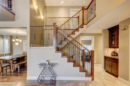 851 Edgemont Road Nw, Calgary, AB - Indoor Photo Showing Other Room