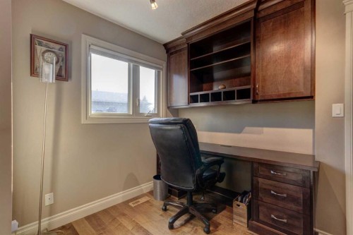 851 Edgemont Road Nw, Calgary, AB - Indoor Photo Showing Office