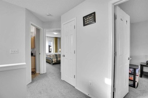 88 Saddlebrook Common Ne, Calgary, AB - Indoor Photo Showing Other Room