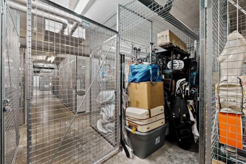 313-510 Edmonton Trail Ne, Calgary, AB - Indoor