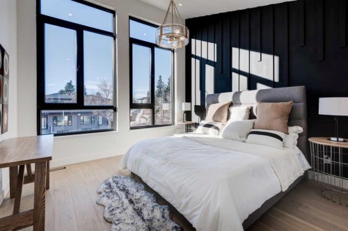 3716 44 Street Sw, Calgary, AB - Indoor Photo Showing Bedroom