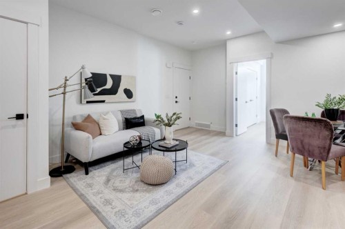3716 44 Street Sw, Calgary, AB - Indoor Photo Showing Living Room