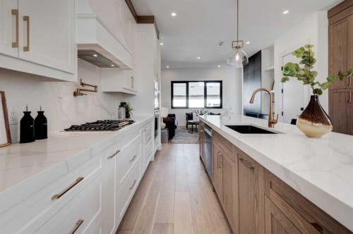 3716 44 Street Sw, Calgary, AB - Indoor Photo Showing Kitchen With Upgraded Kitchen