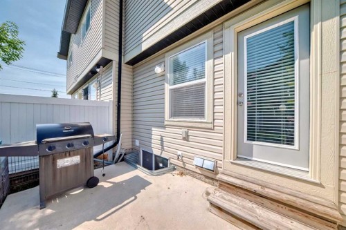 147 Saddlebrook Point Ne, Calgary, AB - Outdoor With Deck Patio Veranda With Exterior