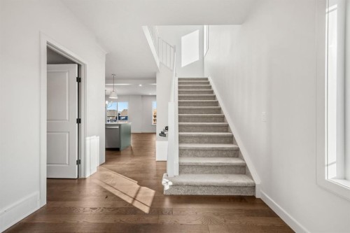 152 Sage Hill Heights Nw, Calgary, AB - Indoor Photo Showing Other Room