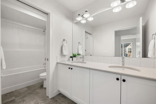 152 Sage Hill Heights Nw, Calgary, AB - Indoor Photo Showing Bathroom