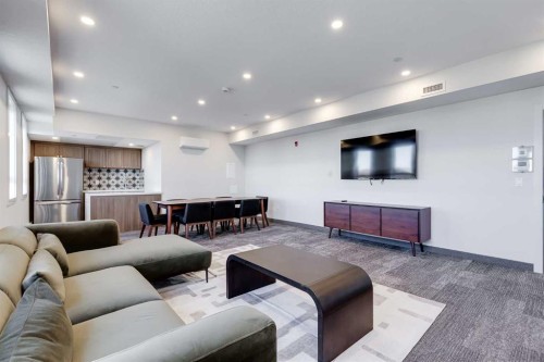 1308-520 Reynolds Avenue Sw, Airdrie, AB - Indoor Photo Showing Living Room