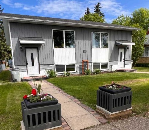4908 54 Avenue, High Prairie, AB - Outdoor