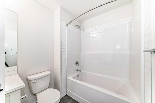 115 Montane Link Se, High River, AB - Indoor Photo Showing Bathroom