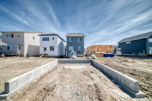 115 Montane Link Se, High River, AB - Outdoor