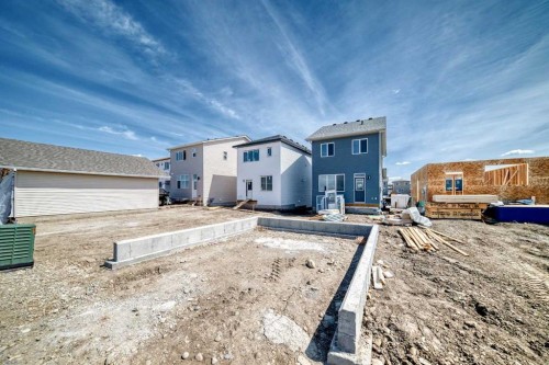 115 Montane Link Se, High River, AB - Outdoor